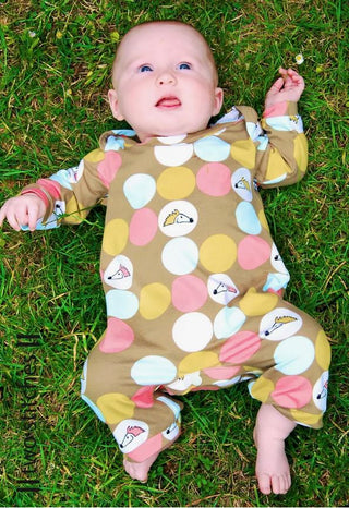 Two Stitches Grow Baby Grow Onesie Pattern