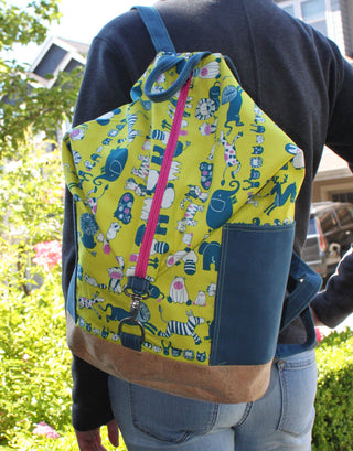 Bugsy Backpack Bag Pattern: Paper Pattern