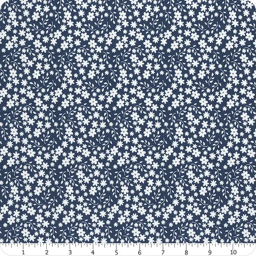 Moda Fabrics Raspberry Summer - Blueberry Blossom – Esthersfabrics